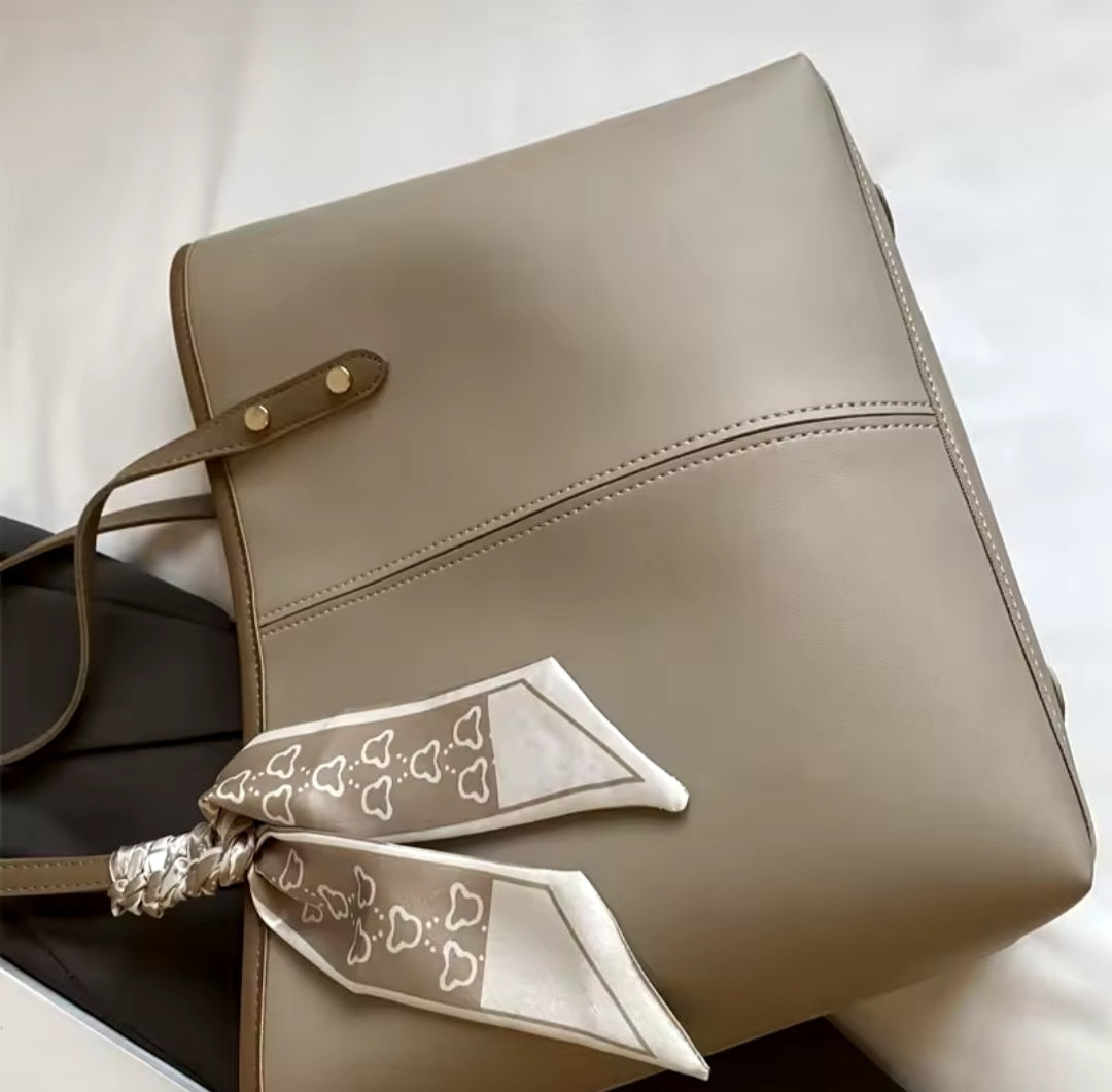 Liora Velano Handtasche